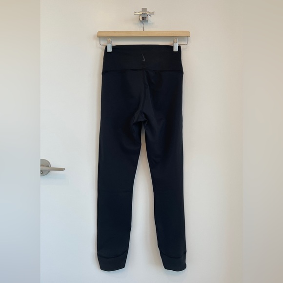 Nike Women’s High-Rise Leggings, Size Small - Picture 2 of 3
